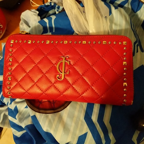 Juicy Couture Handbags - Juicy couture clutch